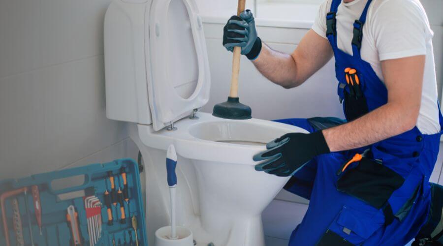 Expert burst pipe repair services in Etna Green, IN
